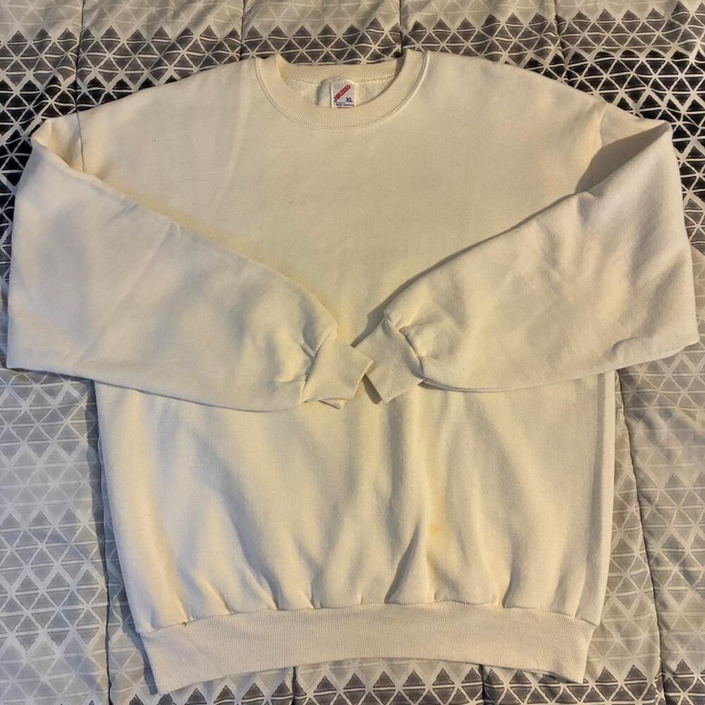 Men’s VINTAGE 1980’s Jerzees sweatshirt size XL Minor stains can be removed
